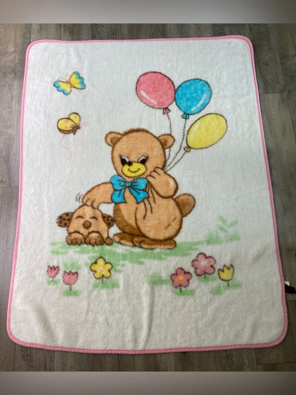 Vintage Baby Blanket Teddy Bear With Balloons Butterflies Plush Throw 54”x43”